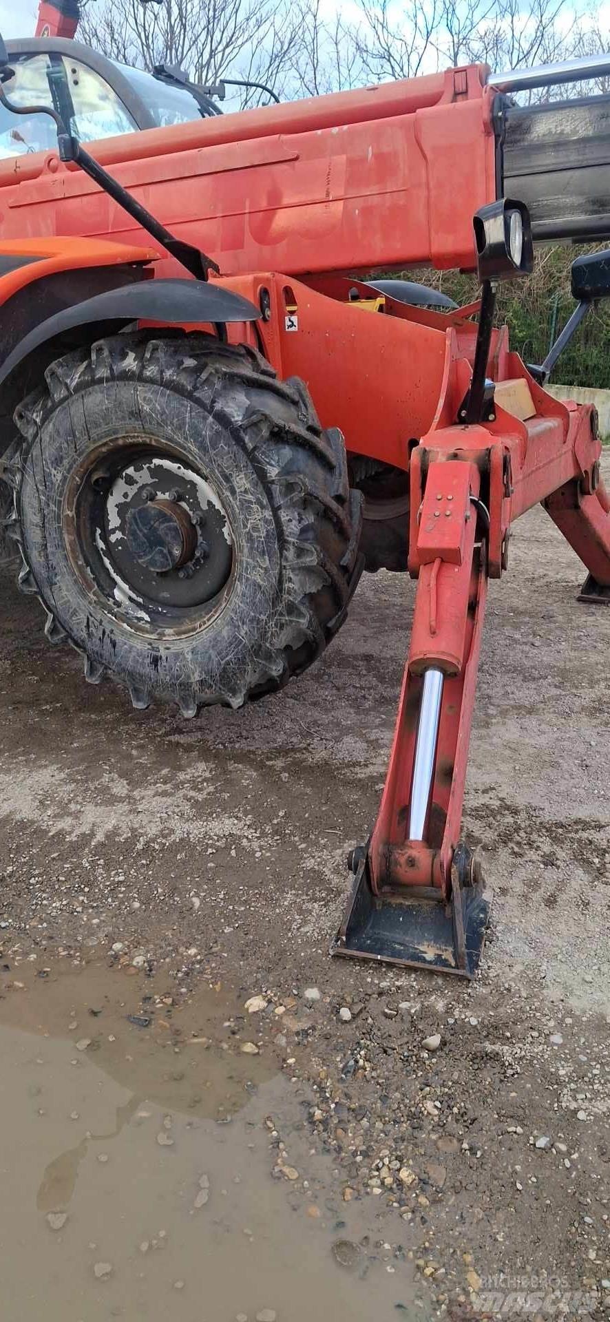 Manitou MT1440 텔러 핸들러