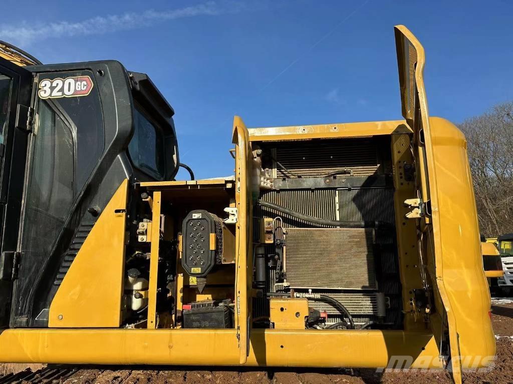 CAT 320GC 대형 굴삭기 29톤 이상