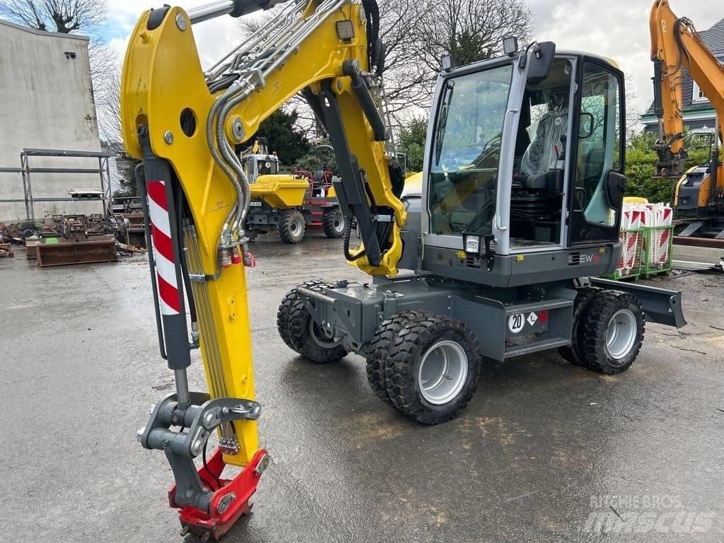 Wacker Neuson EW65  휠 굴삭기