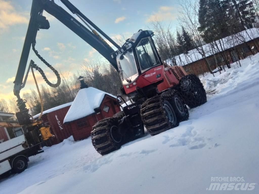 Valmet 901.3 원목 하베스터