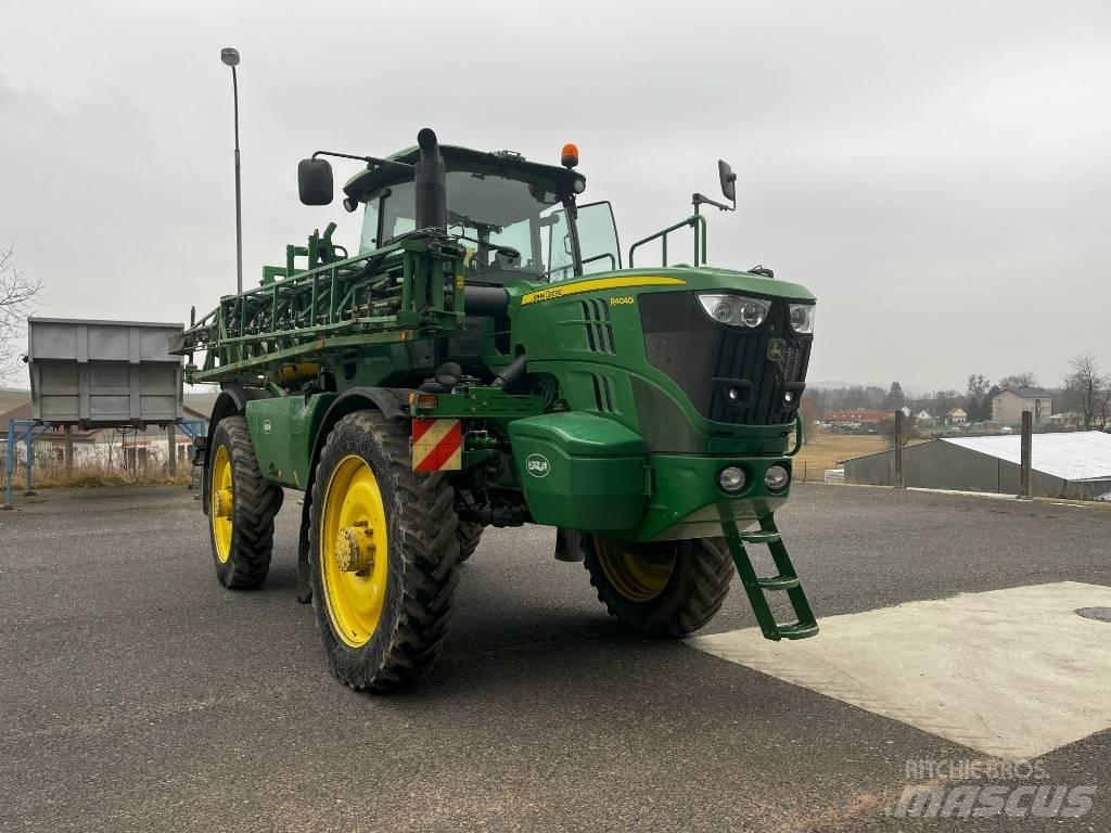 John Deere R4040i 자주 동력 분무기