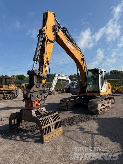 Liebherr R 906 LC 대형 굴삭기 29톤 이상