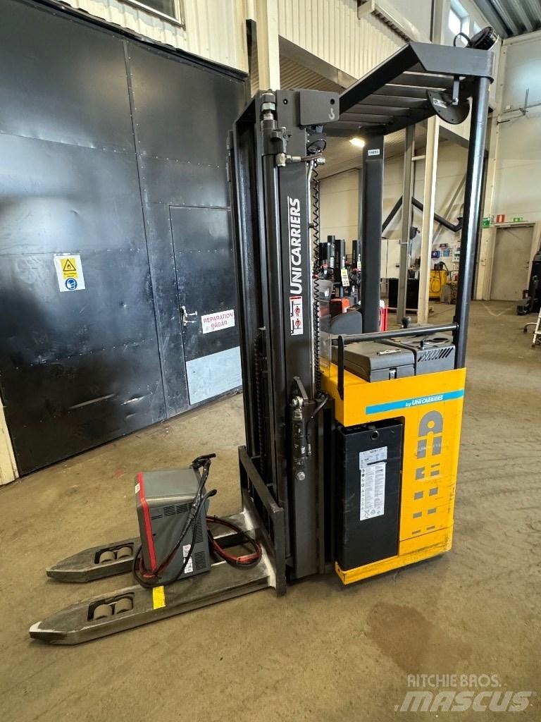 Atlet ASN160 보행식 리치 지게차