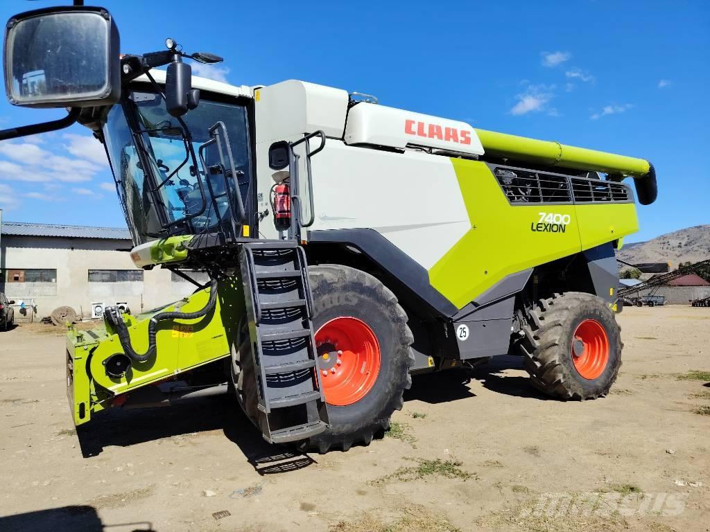 CLAAS Lexion 7400 콤바인 수확기