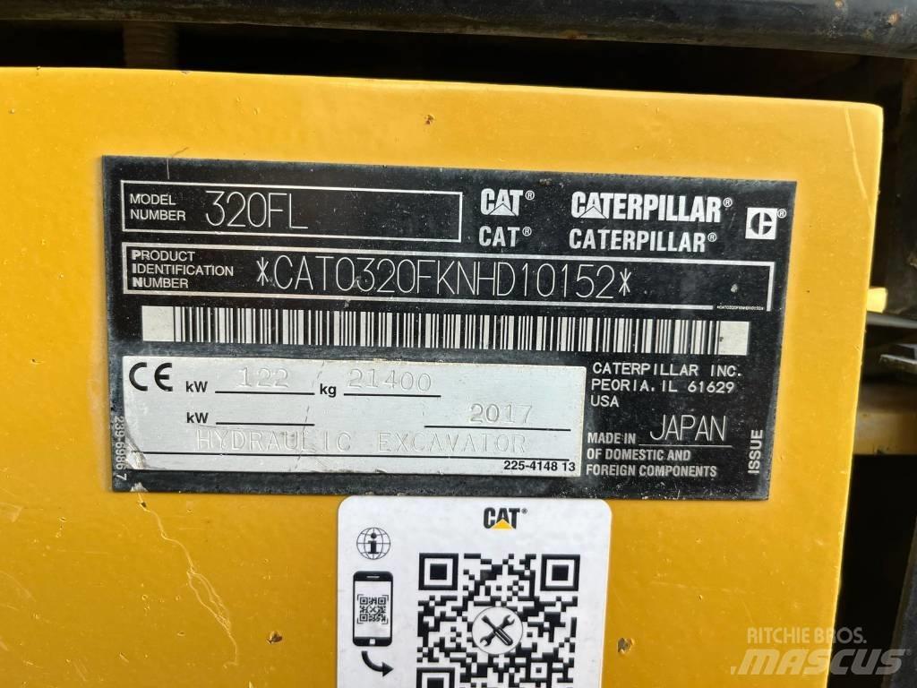 CAT 320 FL 대형 굴삭기 29톤 이상