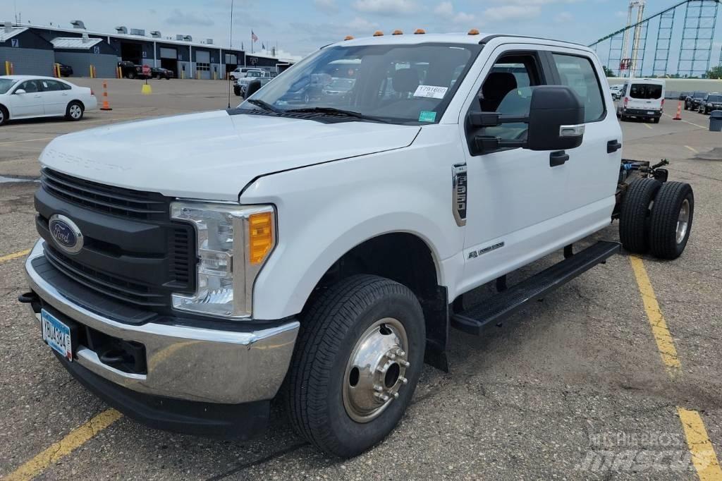 Ford F 350 XL SD 새시 운전실 트럭