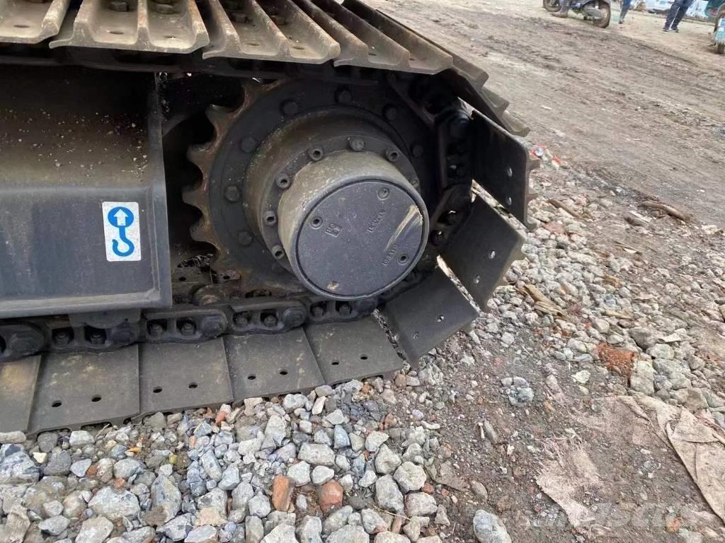 Hitachi Zaxis 70 대형 굴삭기 29톤 이상