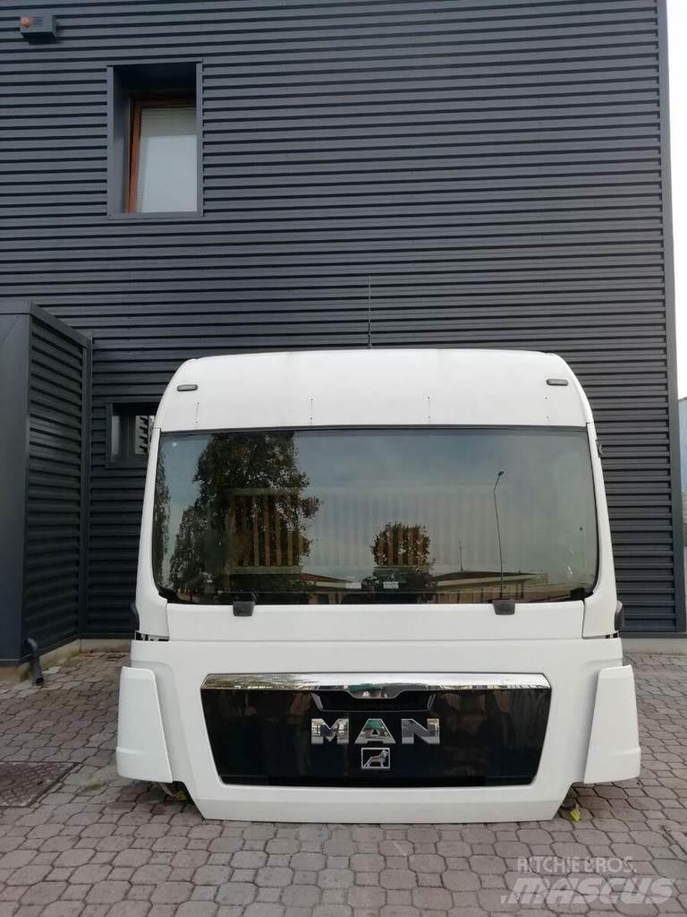 MAN TGX XLX EURO 5 캐빈 및 인테리어