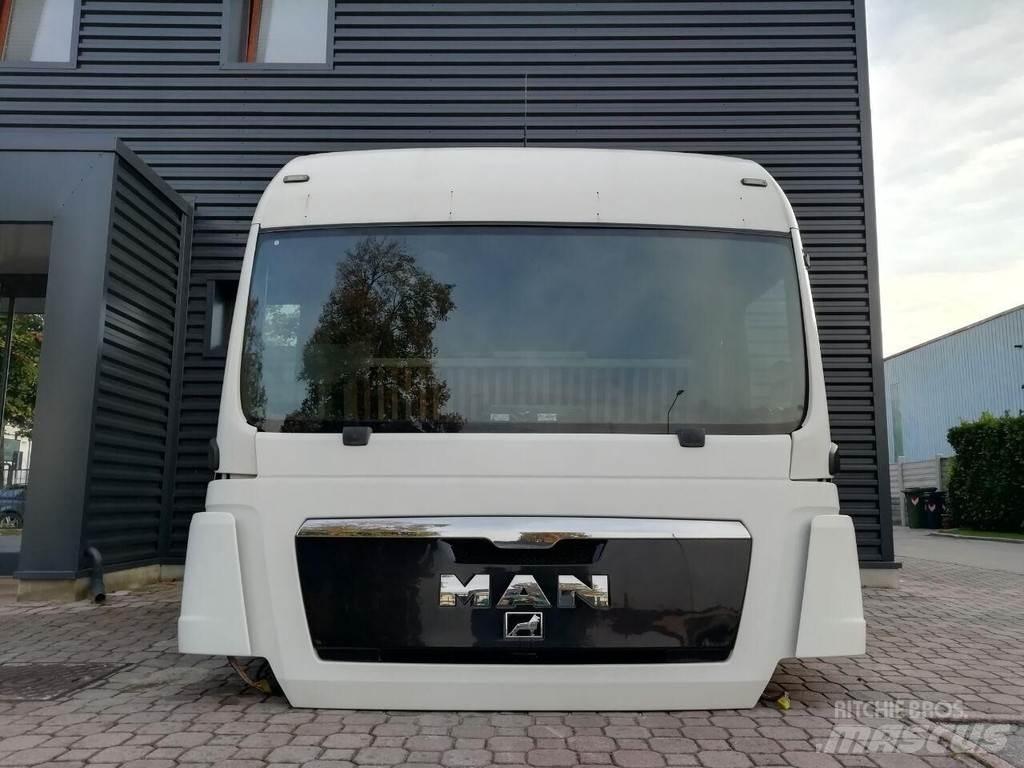 MAN TGX XLX EURO 5 캐빈 및 인테리어