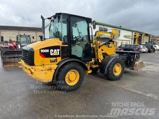 CAT 906  휠로우더