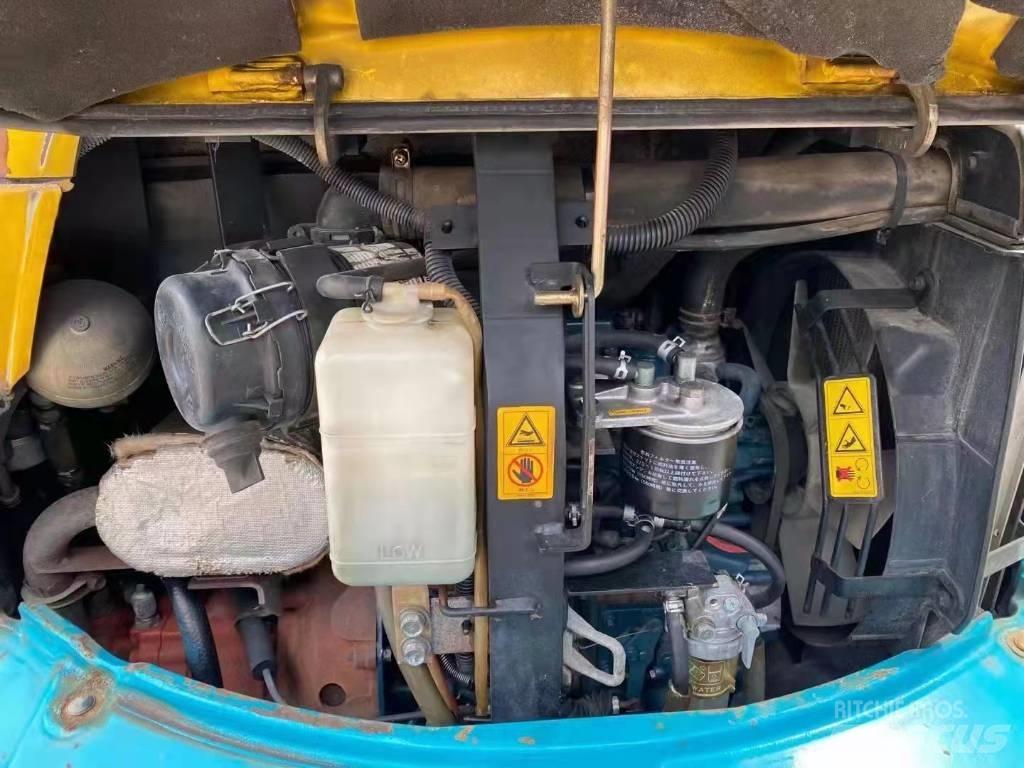Kubota U 25 소형 굴삭기 7톤 미만