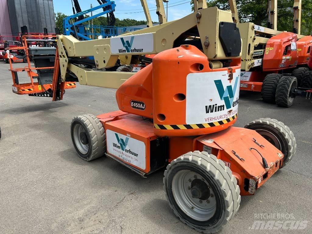 JLG E 450 AJ 관절형 전동이동 리프트