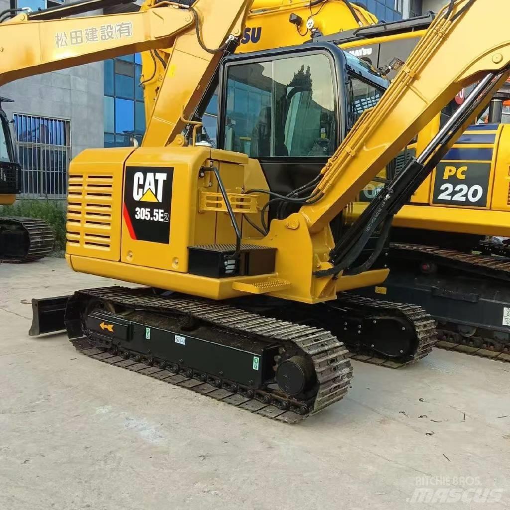 CAT 305.5 E 소형 굴삭기 7톤 미만