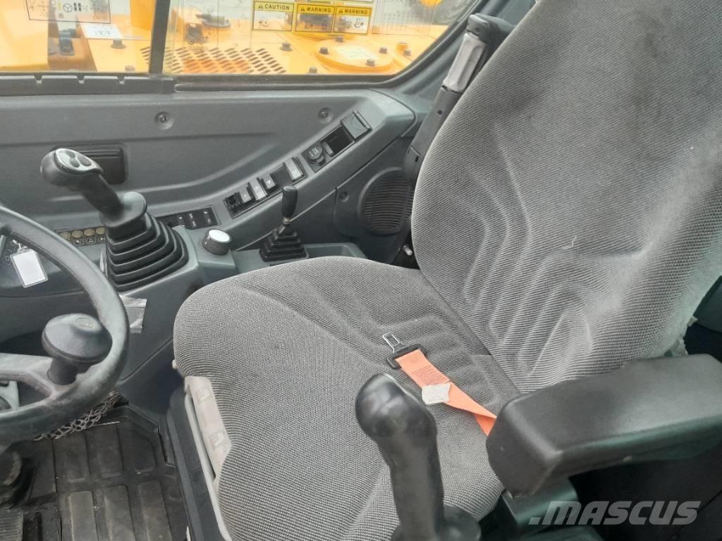 Hyundai R55 W-9  휠 굴삭기