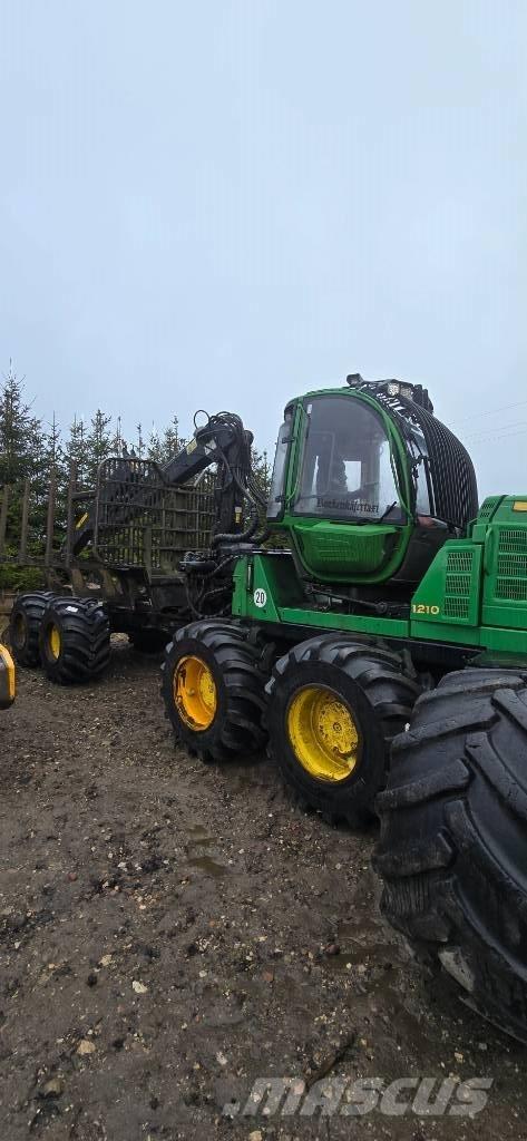 John Deere 1210 E 원목 포워더