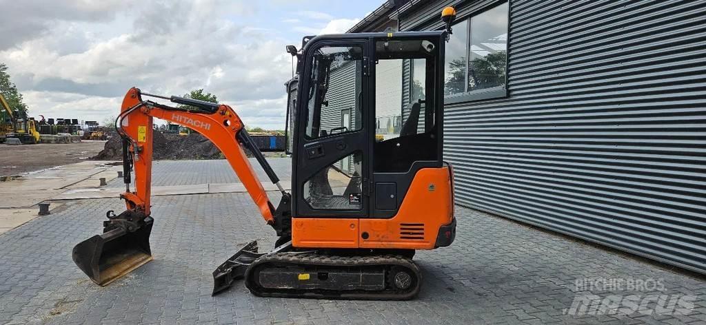 Hitachi ZX19-5 소형 굴삭기 7톤 미만