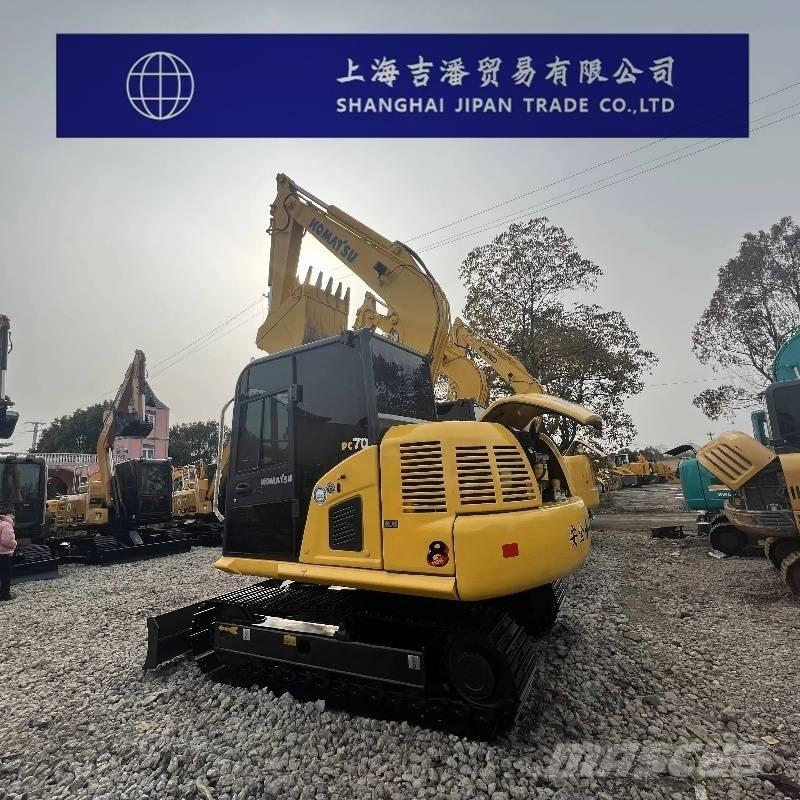 Komatsu PC 70 대형 굴삭기 29톤 이상