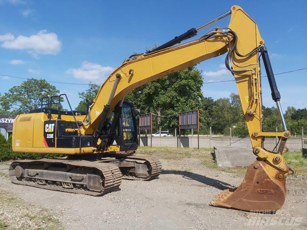 CAT 320 EL 대형 굴삭기 29톤 이상
