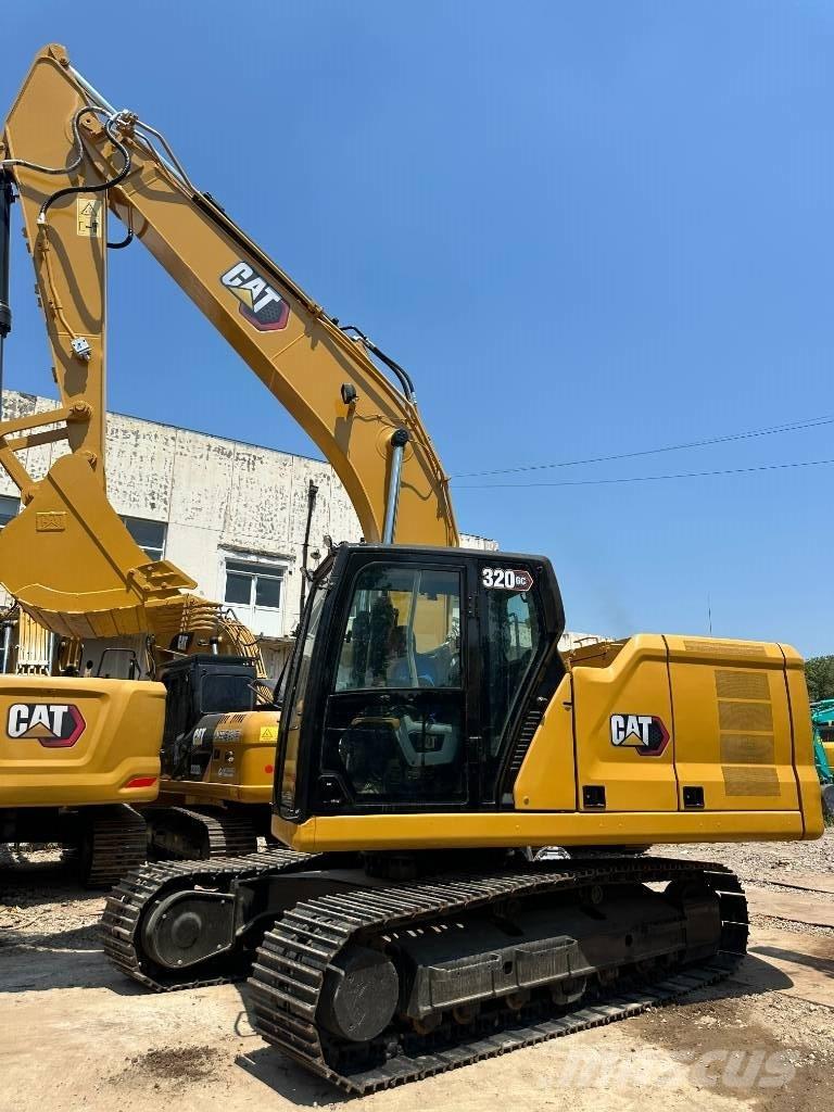CAT CAT320GC 중형굴삭기 7톤-28톤