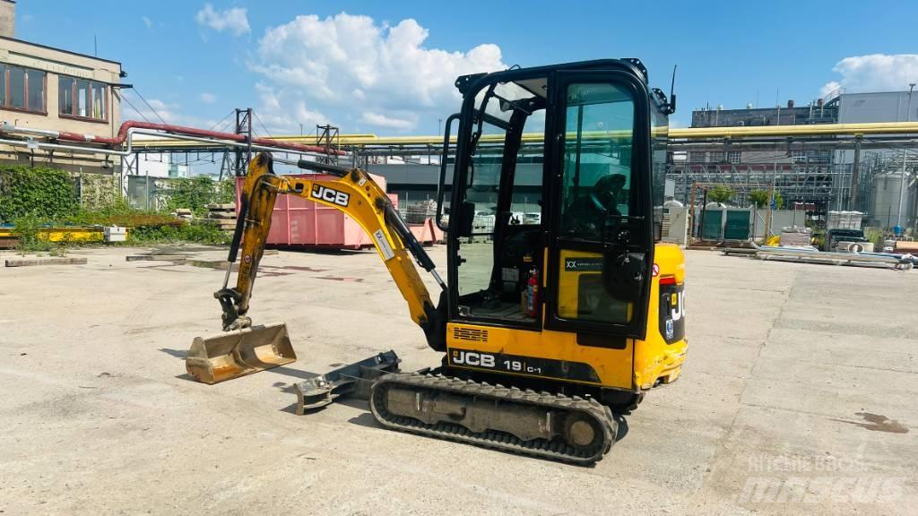 JCB 19 C 소형 굴삭기 7톤 미만