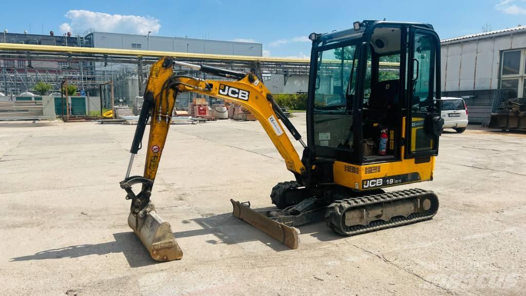 JCB 19 C 소형 굴삭기 7톤 미만
