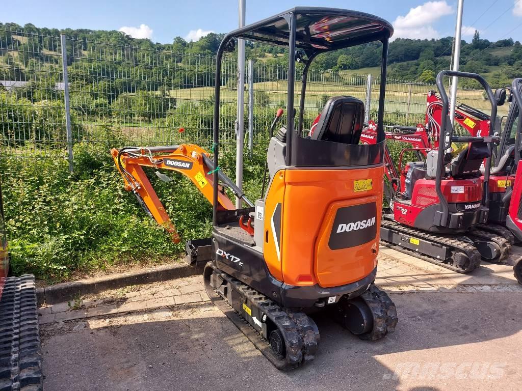 Doosan DX 17 소형 굴삭기 7톤 미만