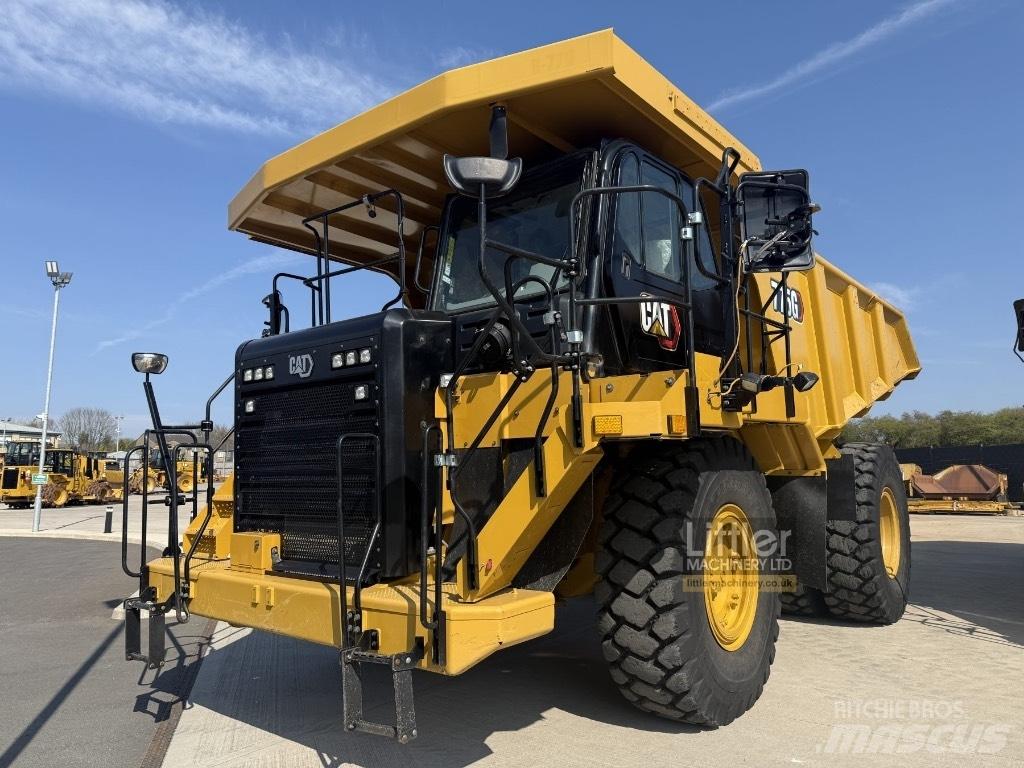 CAT 775 G 초대형 덤프 트럭