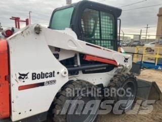 Bobcat S550  스키드로더