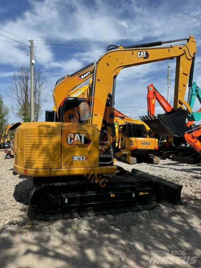 CAT 307 E2 중형굴삭기 7톤-28톤