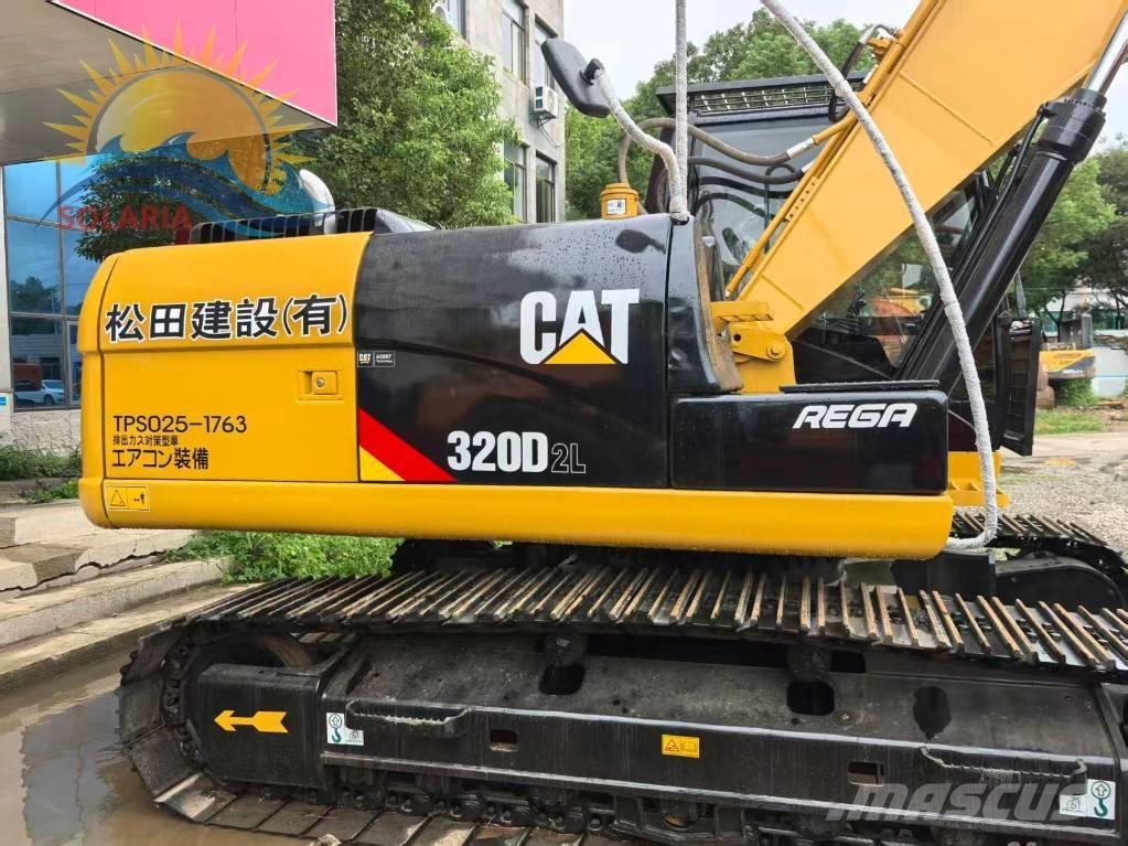 CAT 320 D 대형 굴삭기 29톤 이상