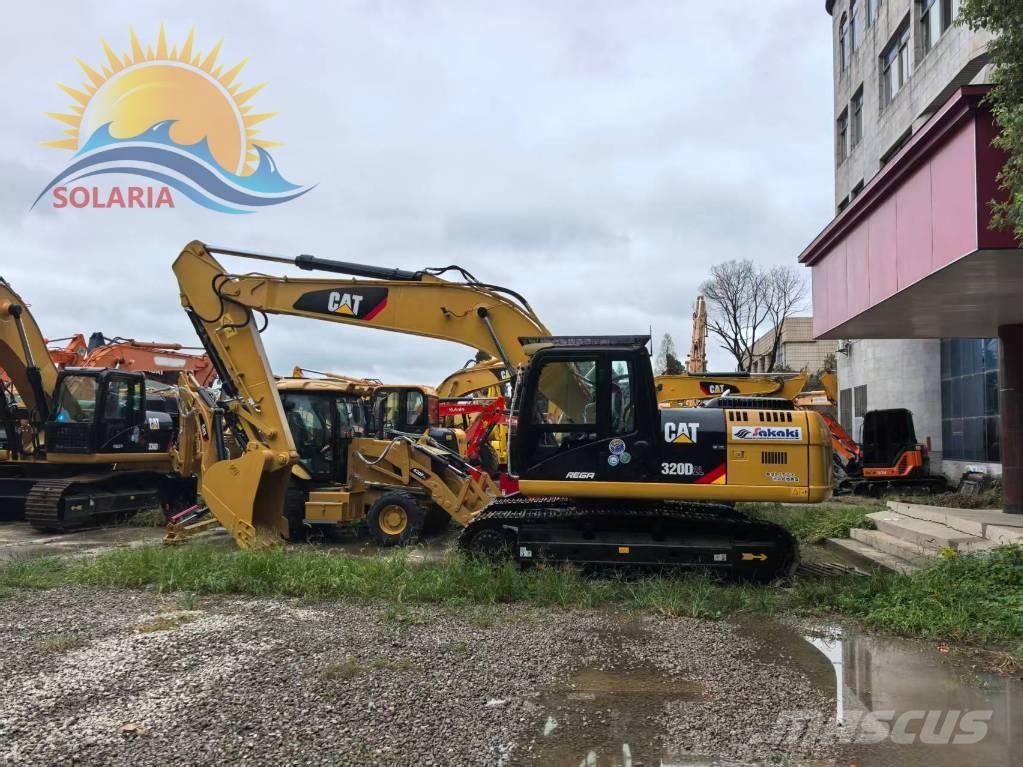 CAT 320 D 대형 굴삭기 29톤 이상