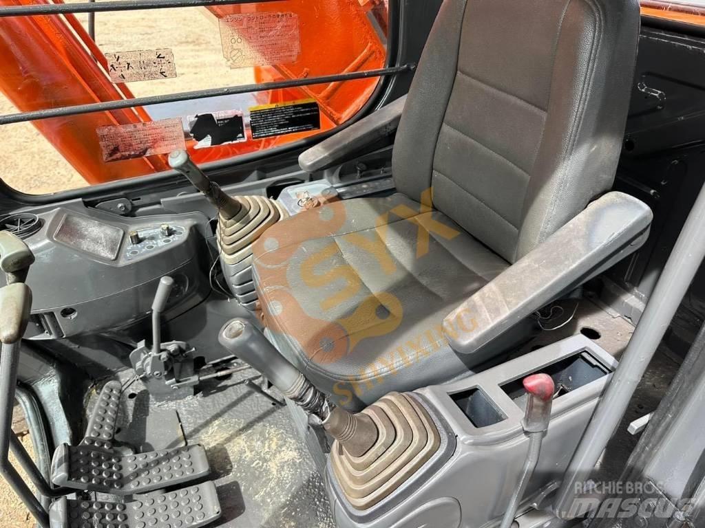 Hitachi EX 200 대형 굴삭기 29톤 이상