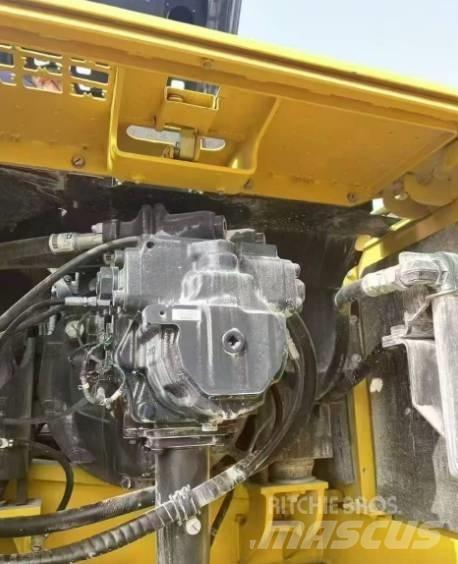 Komatsu 360-8MO 대형 굴삭기 29톤 이상