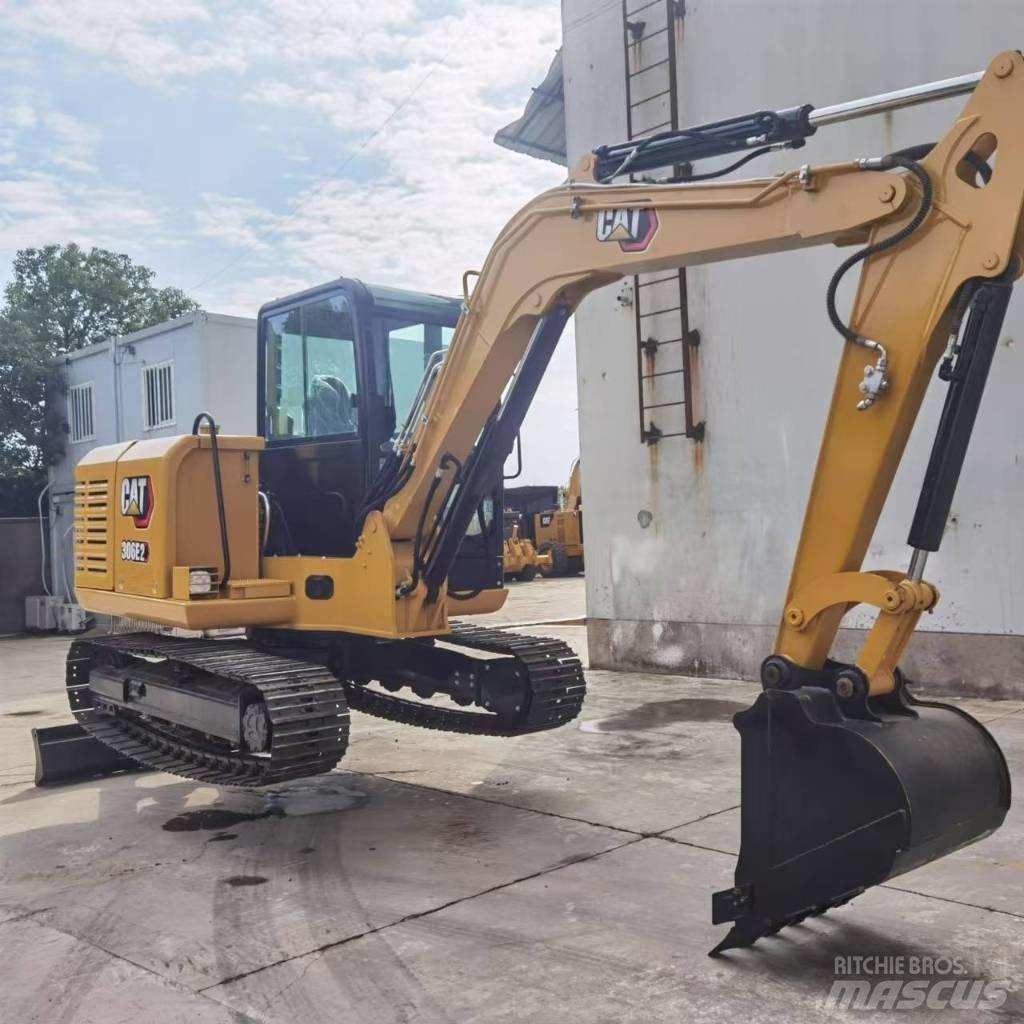 CAT 306E2 소형 굴삭기 7톤 미만