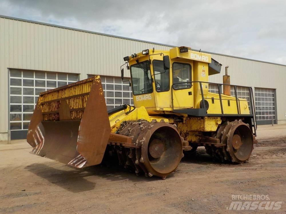 Bomag BC 671 RB 폐기물 다짐기