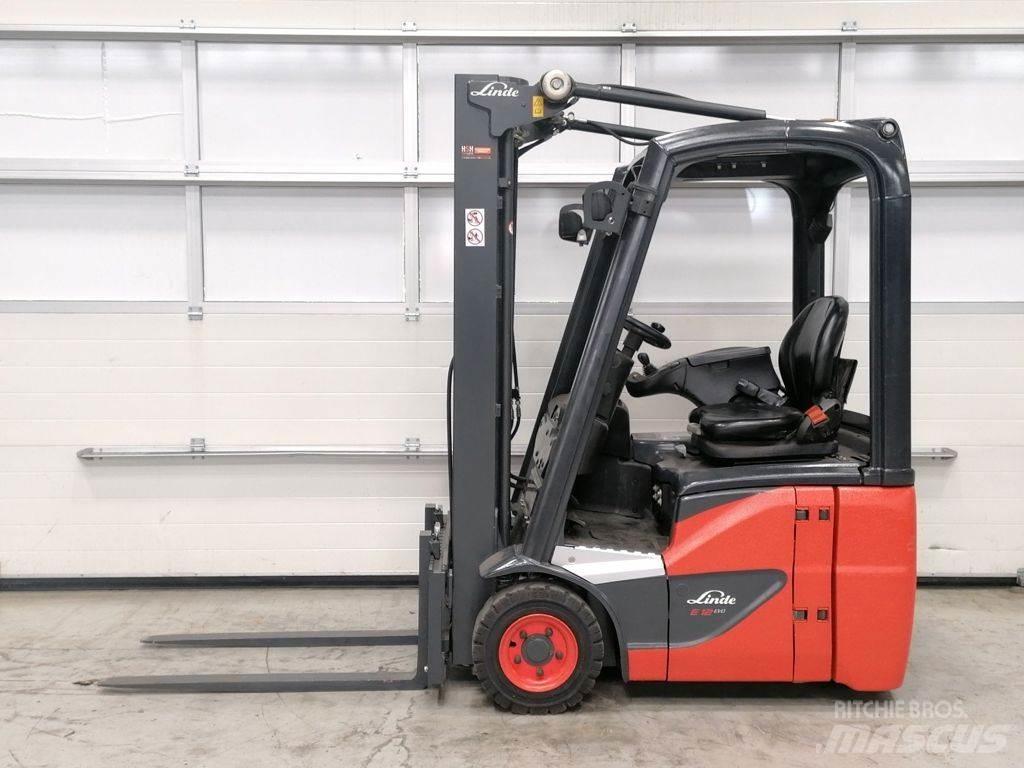 Linde E12-02 전동 지게차