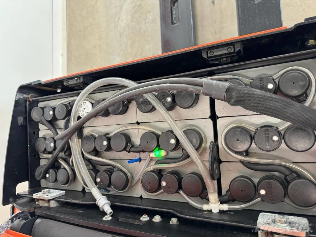 Toyota 10545  LPE200 경량 리프터