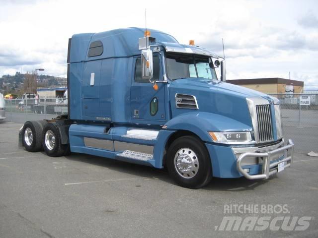 Western Star 5700 XE 트랙터 유닛