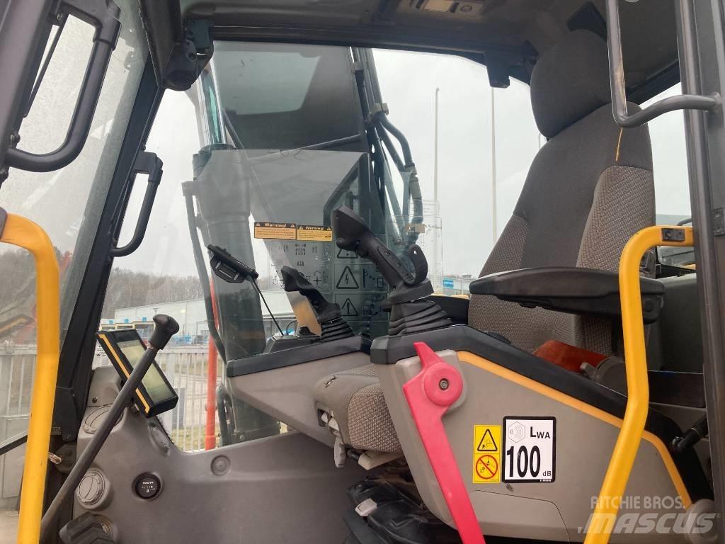 Volvo EC 140 EL 대형 굴삭기 29톤 이상