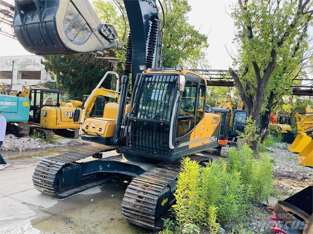 Hyundai 225 lc 9t 대형 굴삭기 29톤 이상