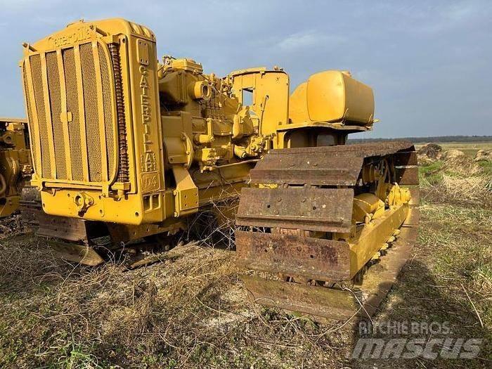 CAT D4 - 크롤러 도저