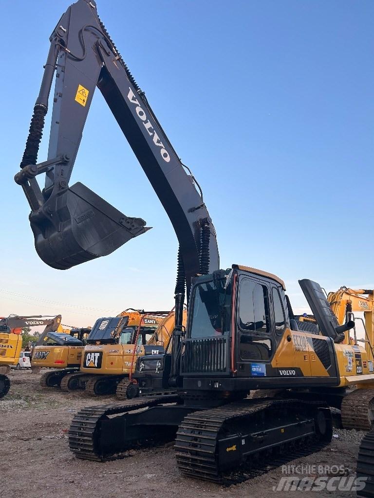 Volvo EC 210 대형 굴삭기 29톤 이상