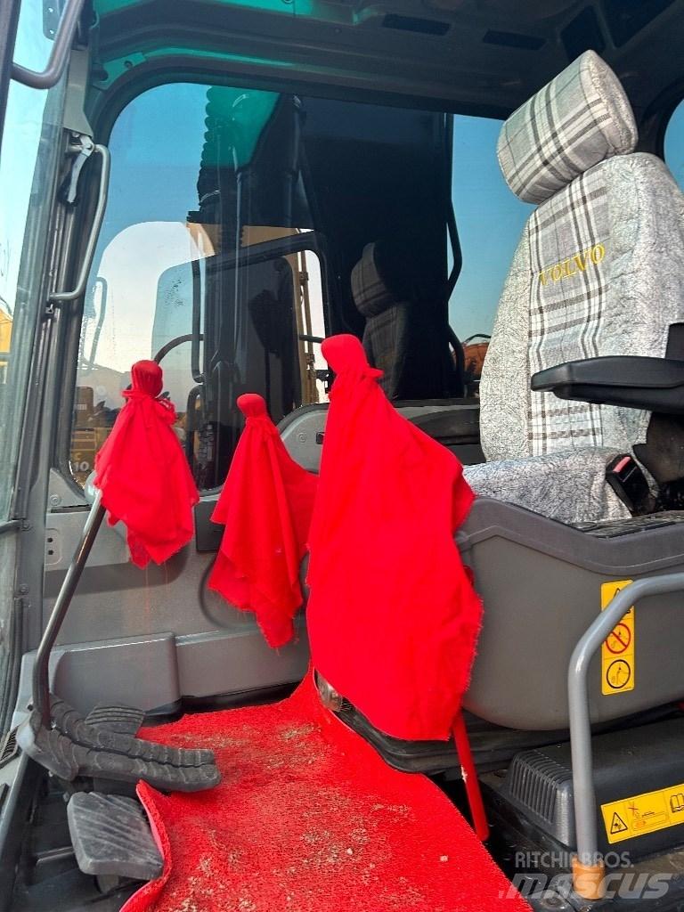 Volvo EC 210 대형 굴삭기 29톤 이상