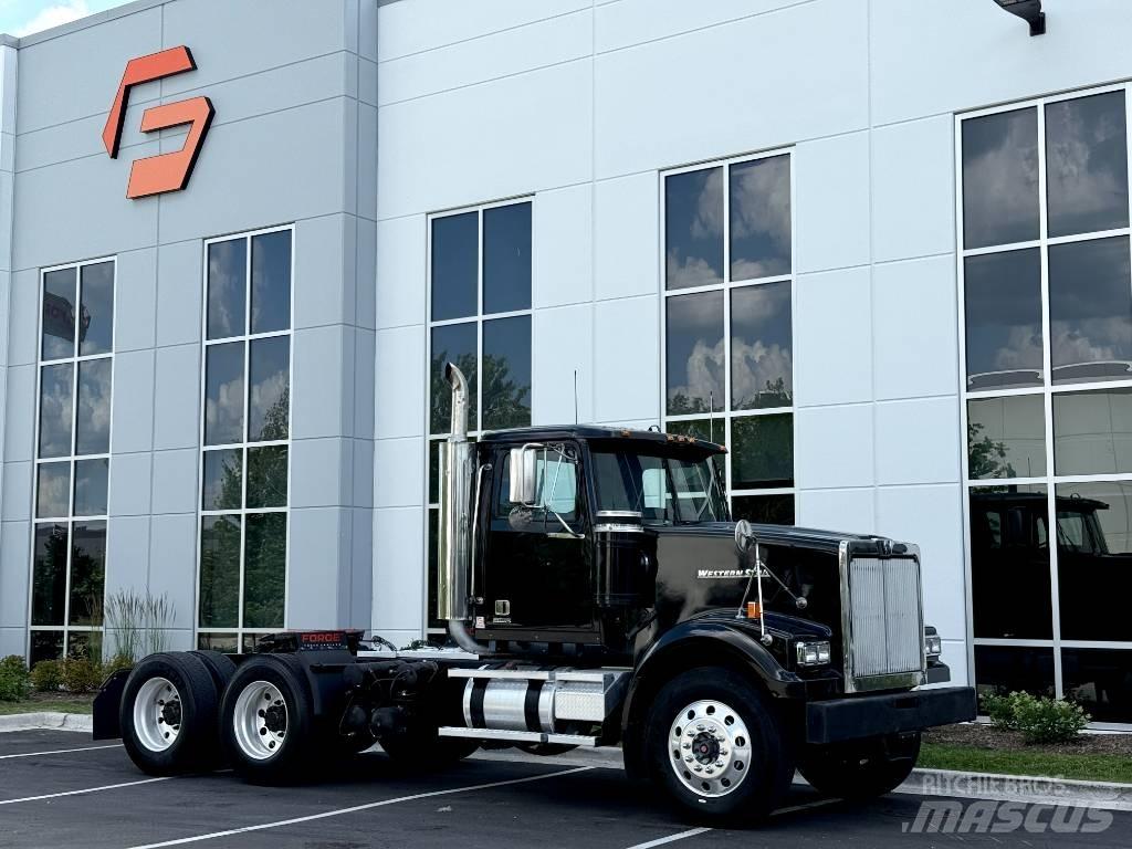 Western Star 4900 트랙터 유닛