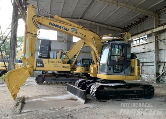 Komatsu PC138 대형 굴삭기 29톤 이상