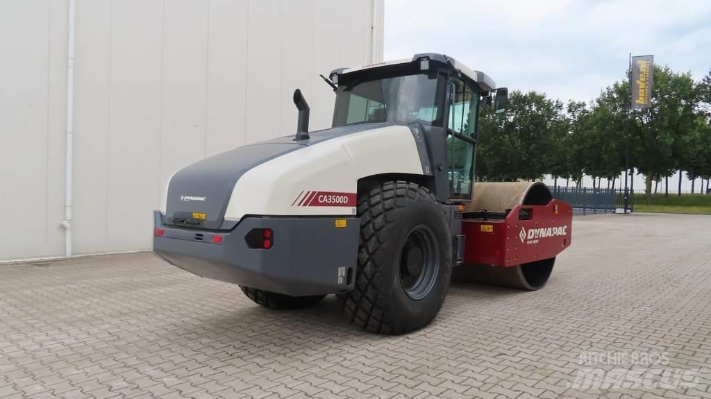 Dynapac CA3500D 싱글 드럼 롤러