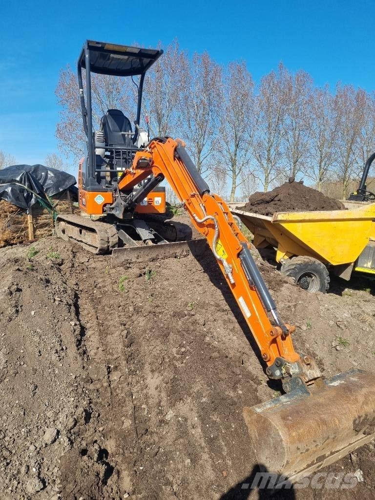 Hitachi ZX 19 U 소형 굴삭기 7톤 미만