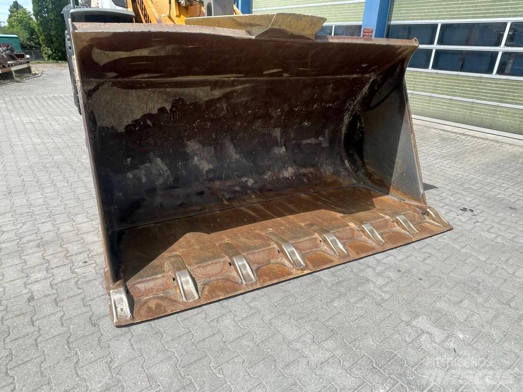 Liebherr L 576  휠로우더