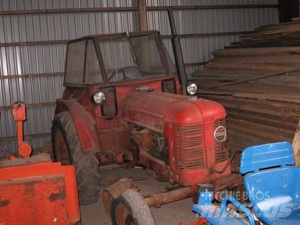 Volvo BM T22 트랙터