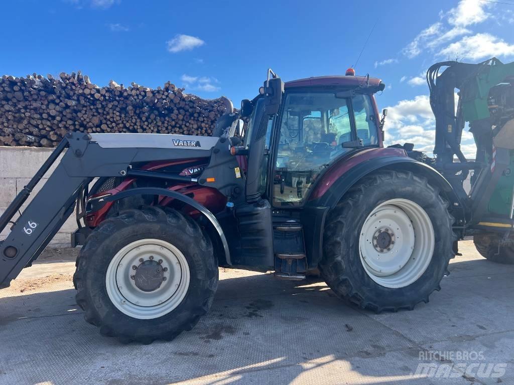Valtra 234H 목재스키더
